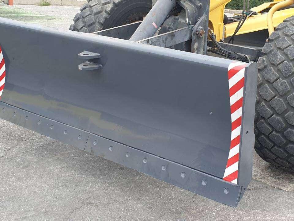New Holland F.156.6/A Foto 4