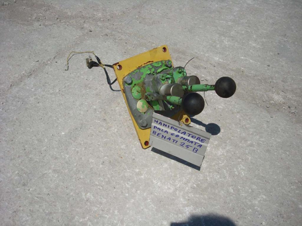 Manipolatore per Benati 25B Foto 3
