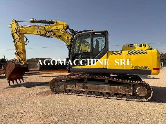 New Holland E245C Foto 4