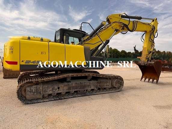 New Holland E245C Foto 8