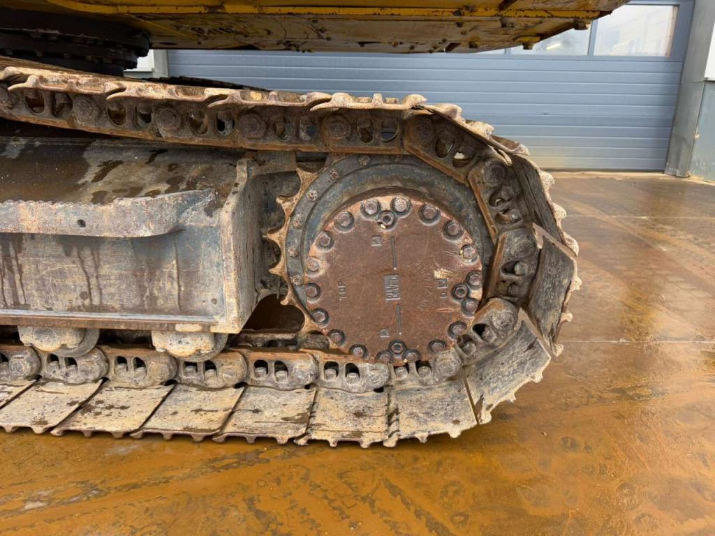Komatsu HB215LC-1 HB Foto 12