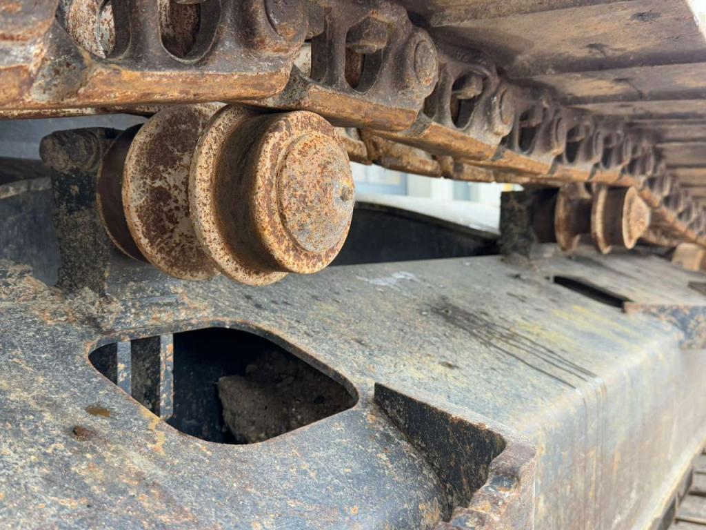 Komatsu HB215LC-1 HB Foto 14