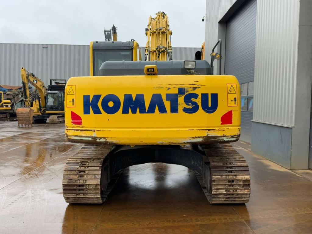Komatsu HB215LC-1 HB Foto 4