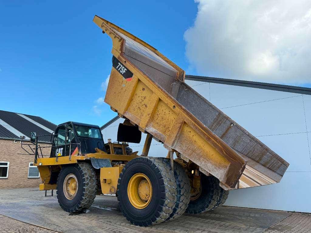 Caterpillar 775F - German Machine / Auto Greasing Foto 16