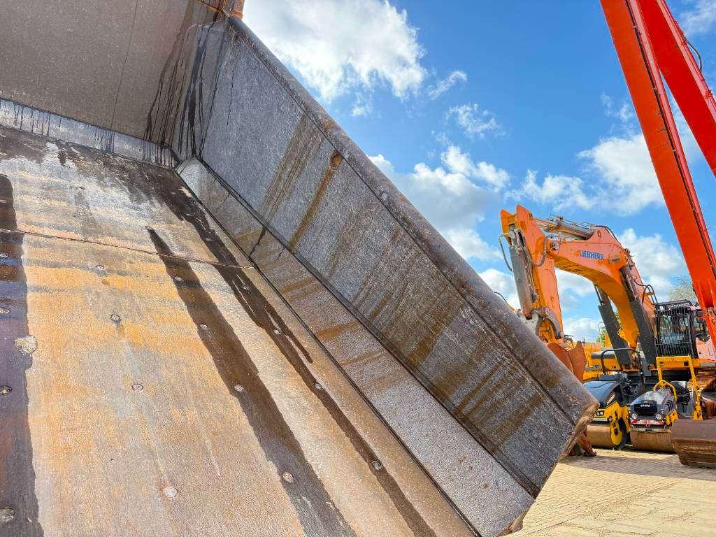Caterpillar 775F - German Machine / Auto Greasing Foto 25