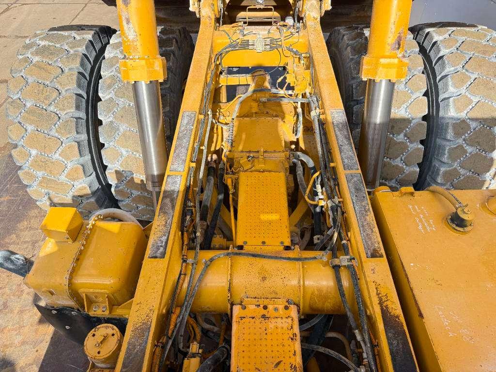 Caterpillar 775F - German Machine / Auto Greasing Foto 27
