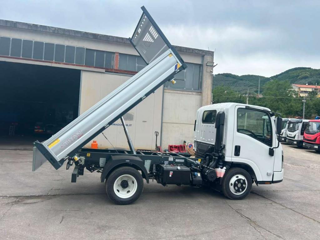 Isuzu M27 NEW GENERATION Foto 15