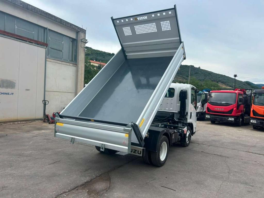 Isuzu M27 NEW GENERATION Foto 19