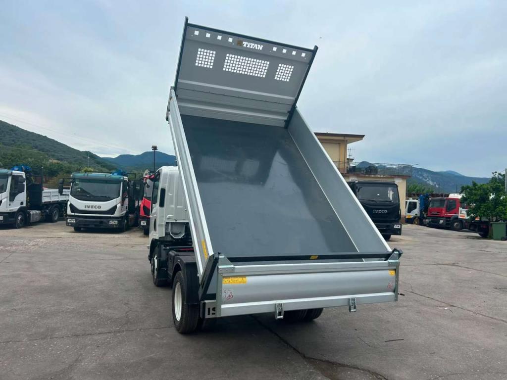 Isuzu M27 NEW GENERATION Foto 22