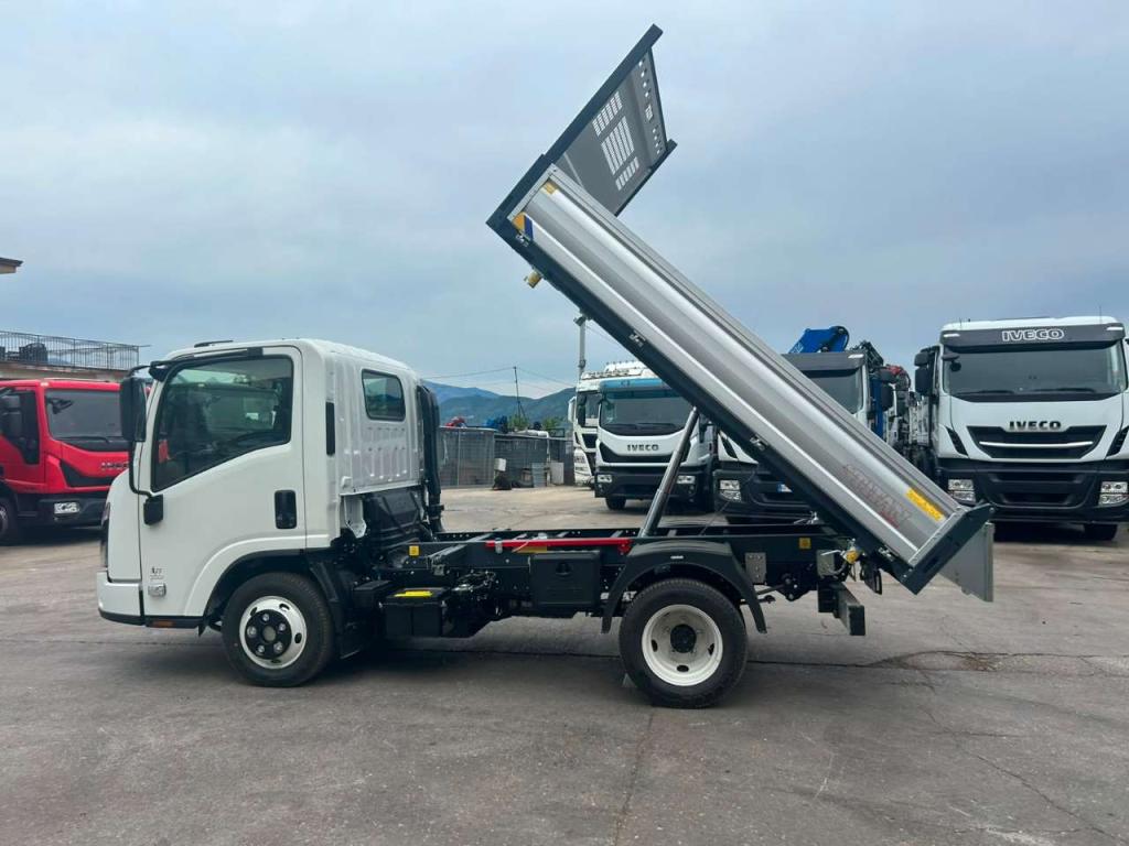 Isuzu M27 NEW GENERATION Foto 28