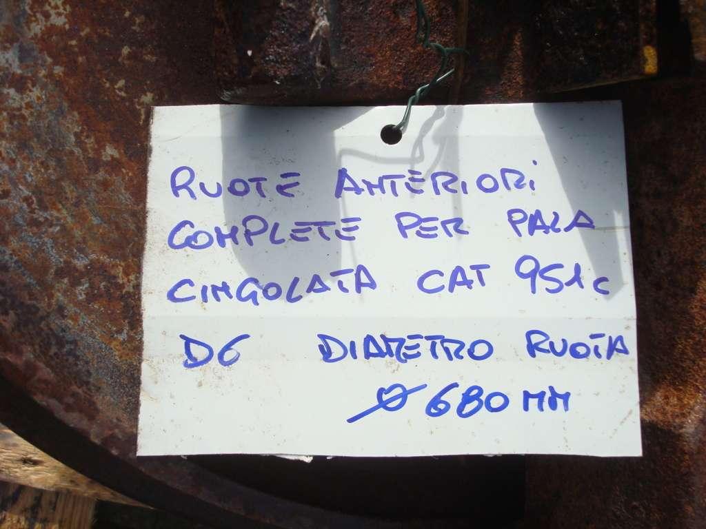 Ruota folle per Caterpillar 951C - D6 Foto 2