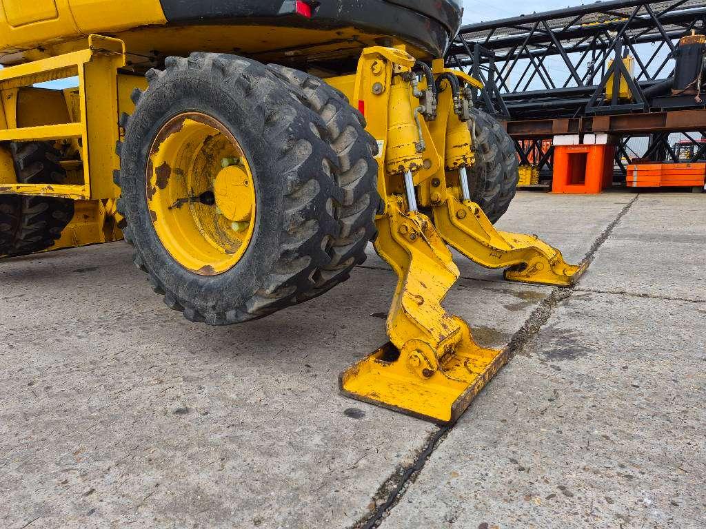 Komatsu PW 118 MR-8 Foto 15