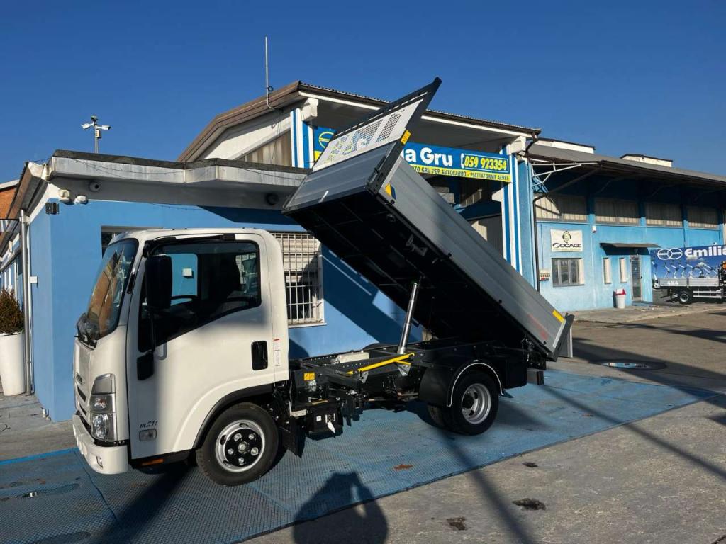 Isuzu M21 Foto 6