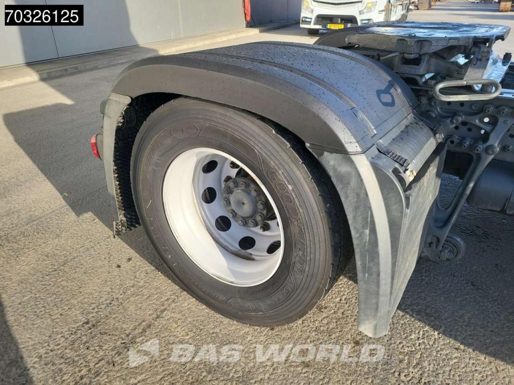 Mercedes-Benz Actros 1842 4X2 StreamSpace Standklima Foto 16