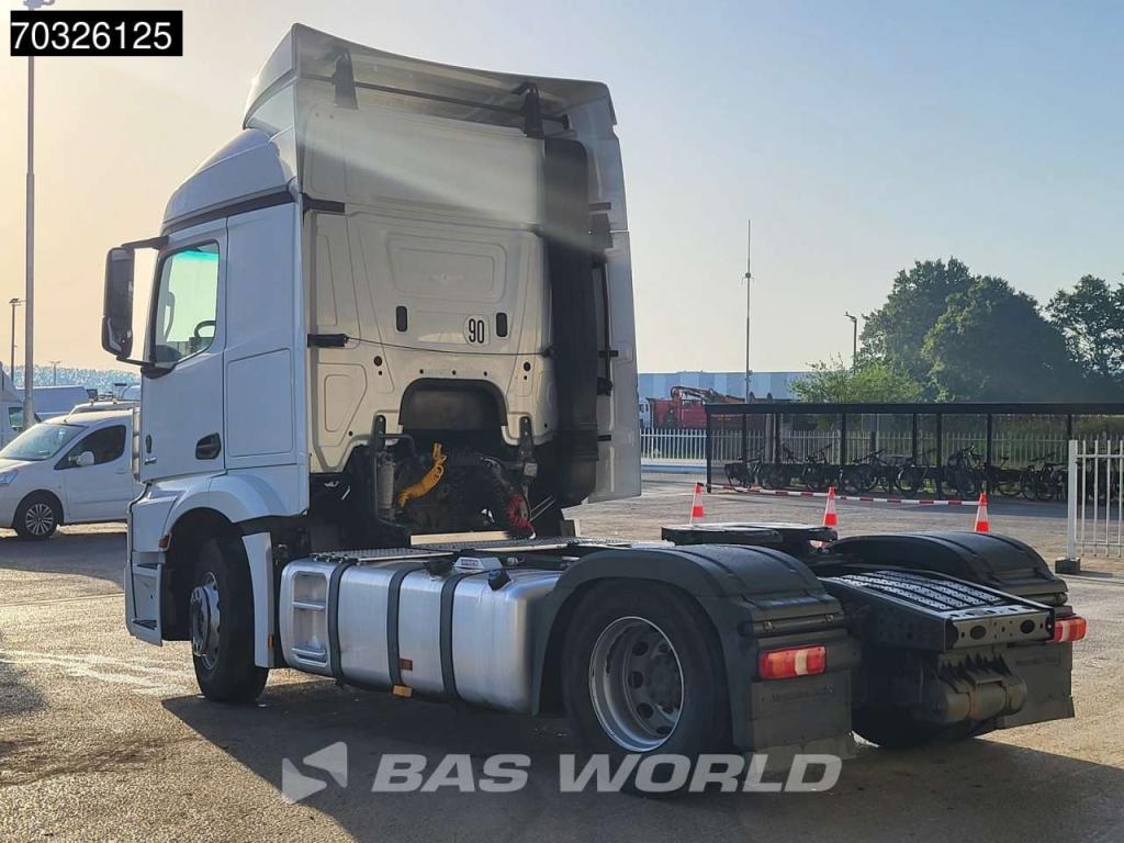 Mercedes-Benz Actros 1842 4X2 StreamSpace Standklima Foto 2