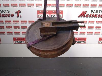 Ruota folle per Caterpillar 317 B in vendita da Massucco T. Srl Area Ricambi