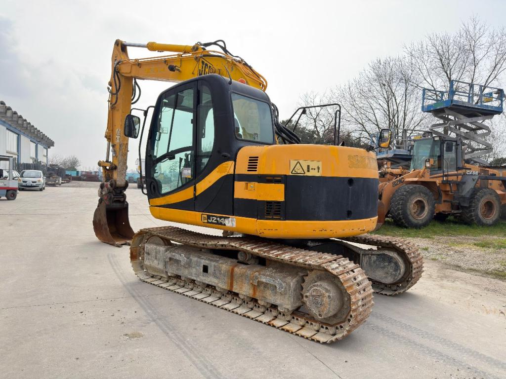 JCB JZ 140 Foto 4