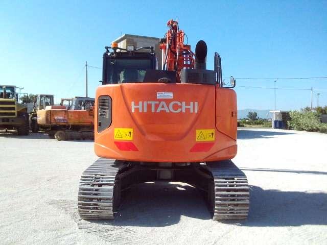 Hitachi ZX135US-6 Foto 8
