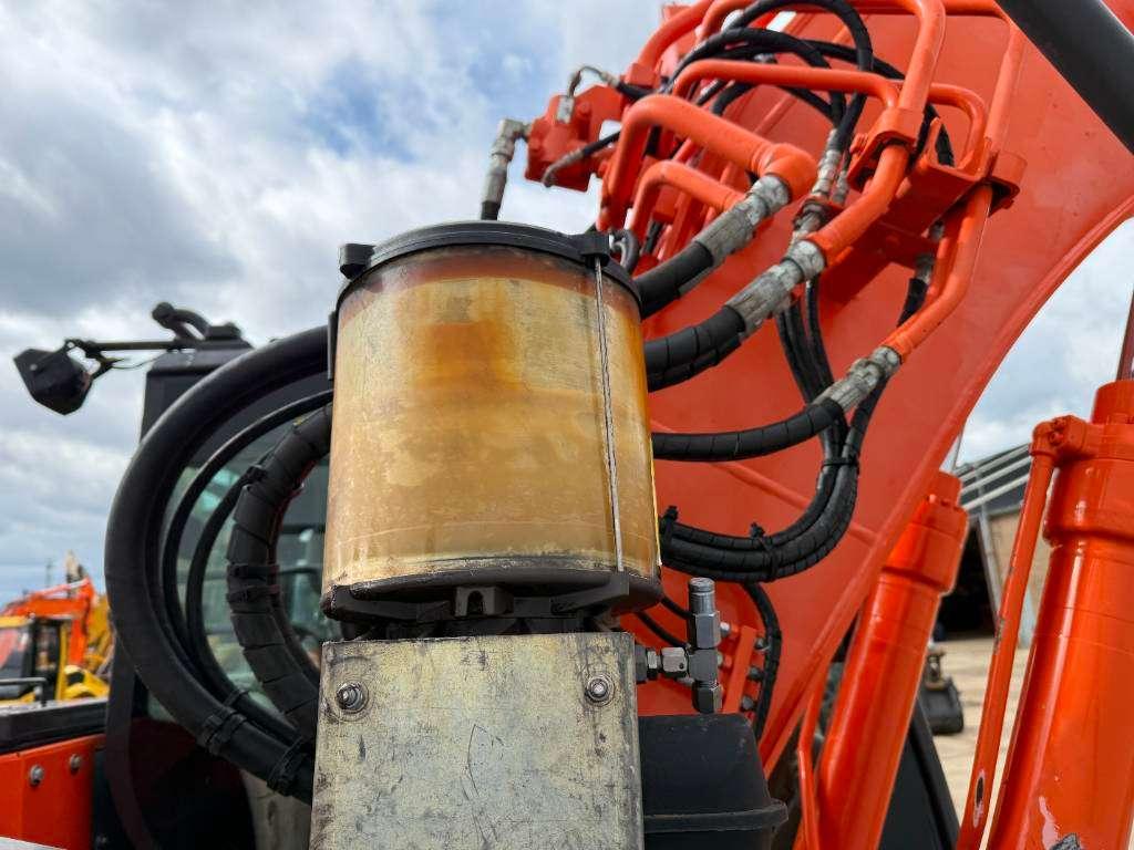 Hitachi ZX135US-6 - Hammer Lines / Automatic Greasing Foto 23