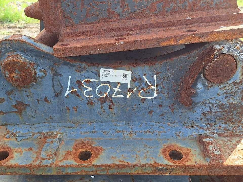 VB70 for 20-25 ton excavators Attachment plate Foto 2