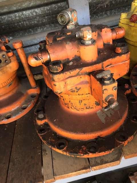 Kawasaki M2X210CAB-10A-26/235 Foto 1