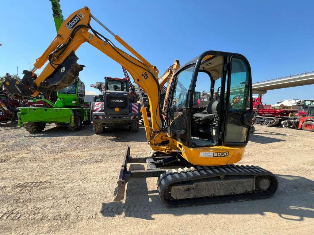 JCB 8030 Foto 3