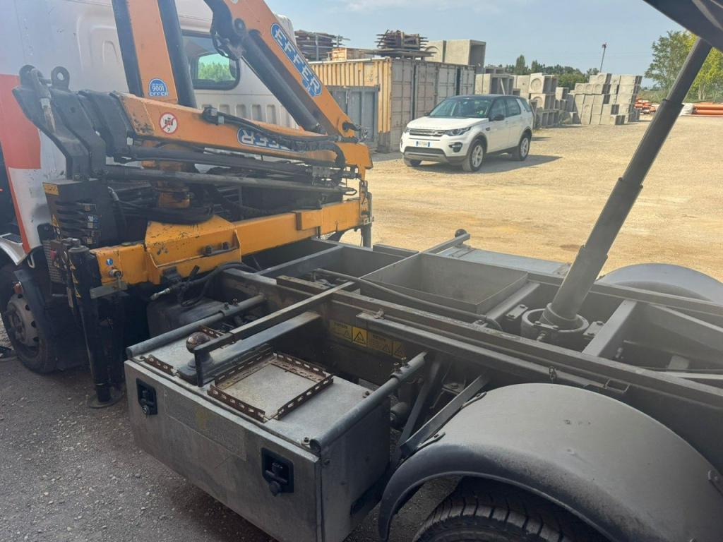 Nissan CABSTAR 35.11 Foto 16