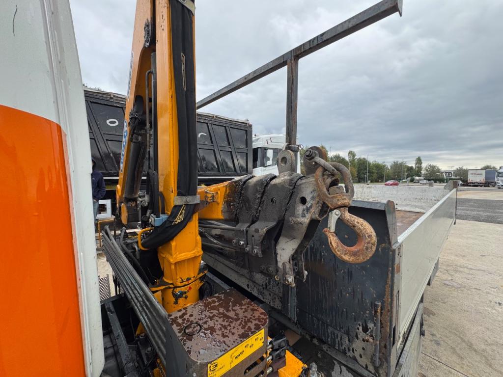 Nissan CABSTAR 35.11 Foto 19