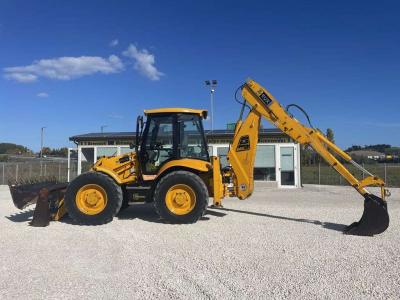 JCB 4CX