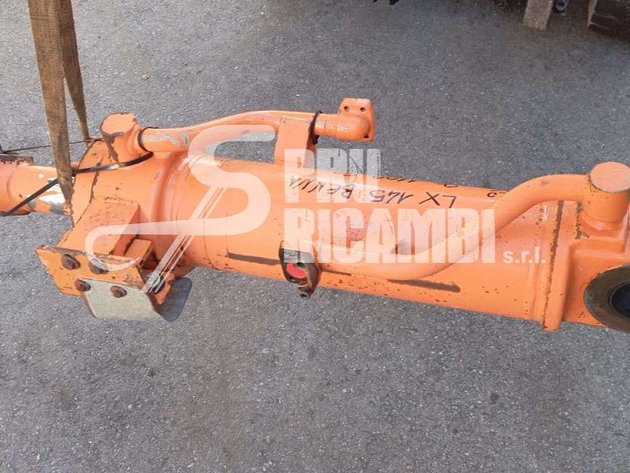 Pistone rotazione benna per Hitachi LX 145 Foto 2