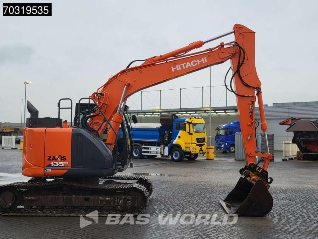 Hitachi ZX135 US-6 Inlc. New Chains + Sprockets Foto 10