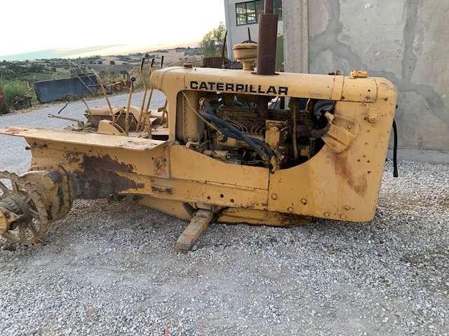 Caterpillar D6B Foto 3