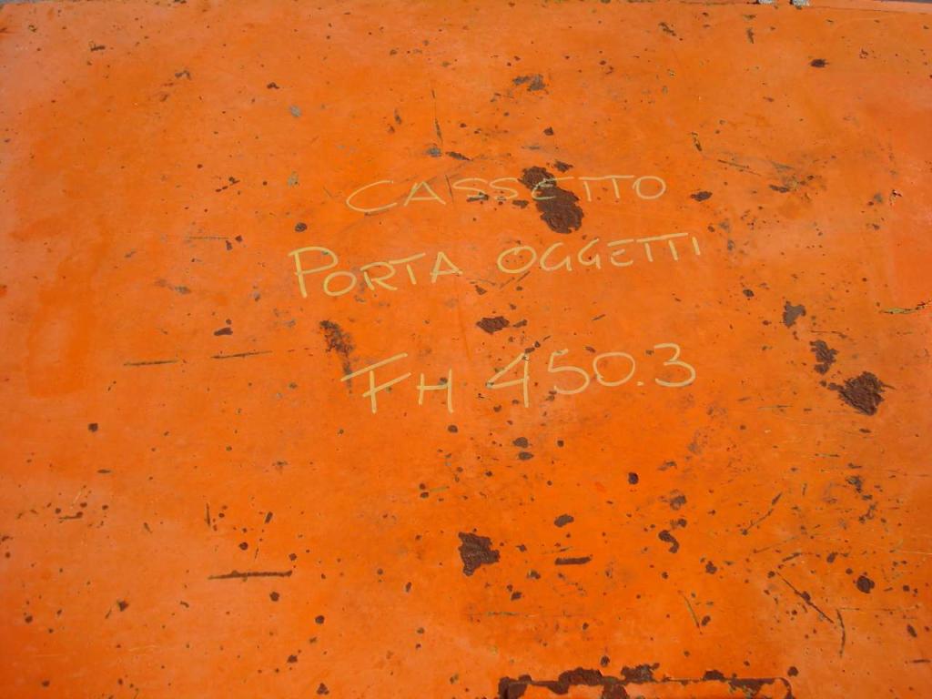 Cassetto porta oggetti per Fiat Hitachi 450.3 Foto 5