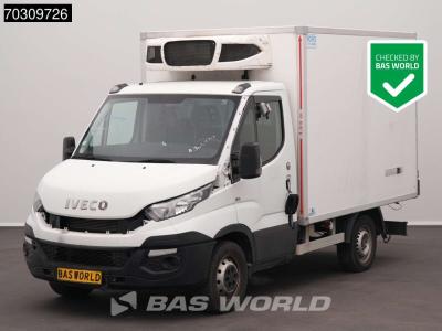 Iveco Daily 35S14 DAMAGE/SCHADE! Automaat Koelwagen Carrier Pulsar Airco Cruise Camera Euro6 Koel Koeler in vendita da BAS World B.V.
