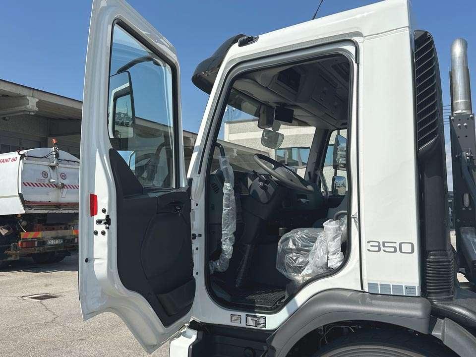 Volvo FE350 6X2 Foto 16