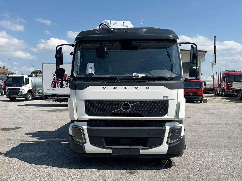 Volvo FE350 6X2 Foto 23