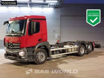 Mercedes Antos 2533 Antos 6X2 BDF ADR Full Air Suspension Lift+Steering Axle Automatic Euro 6 in vendita da BAS World B.V.