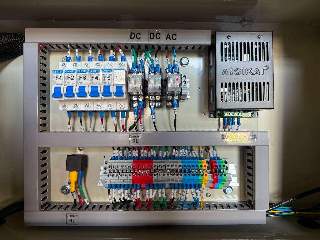 Iveco NEF67TM7 - 220 kVA Generator - DPX-19794 Foto 14