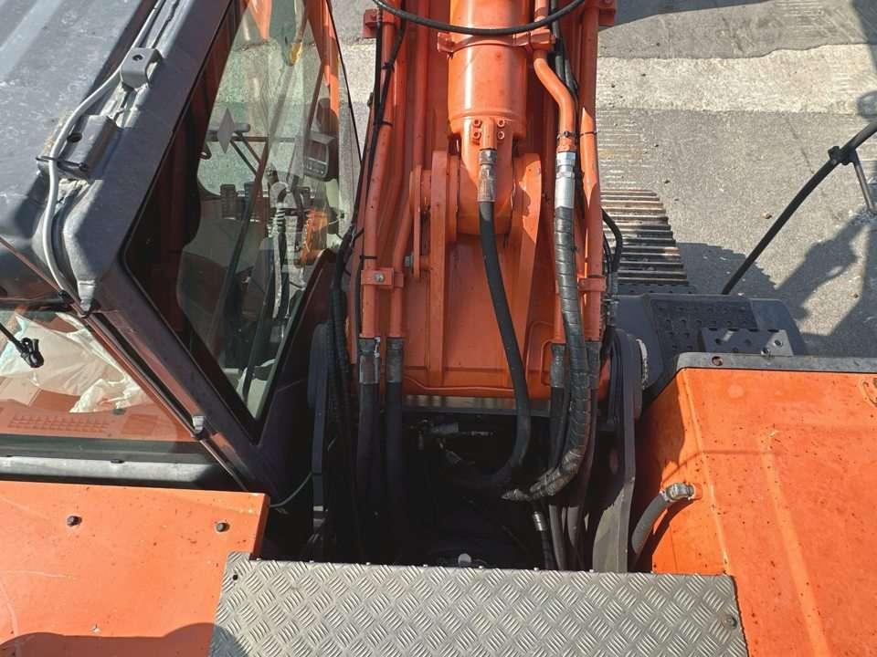 Hitachi ZX350LCNT-3 Foto 15