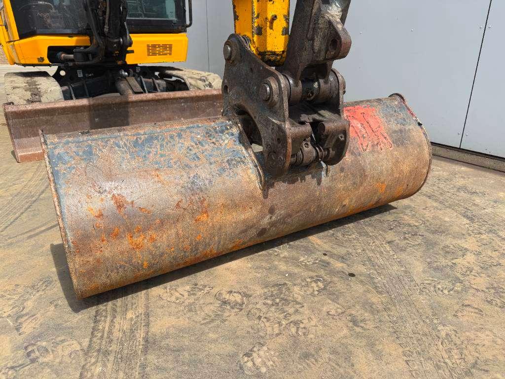 JCB 48Z-1 - Hammer Lines / Quick Coupler Foto 17