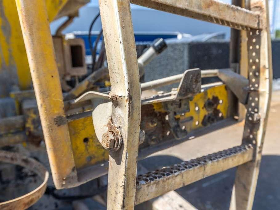 Man TGS 41.400 BB + LIEBHERR 10m3 Foto 11