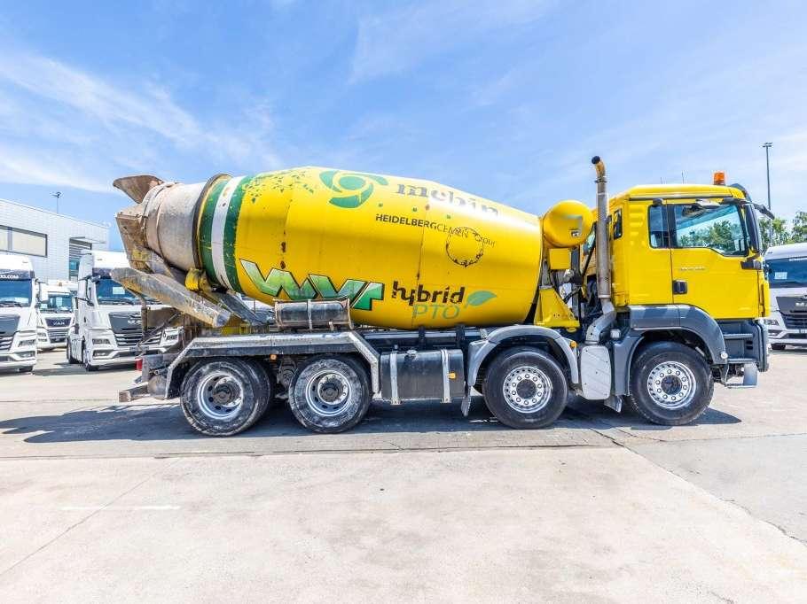 Man TGS 41.400 BB + LIEBHERR 10m3 Foto 3