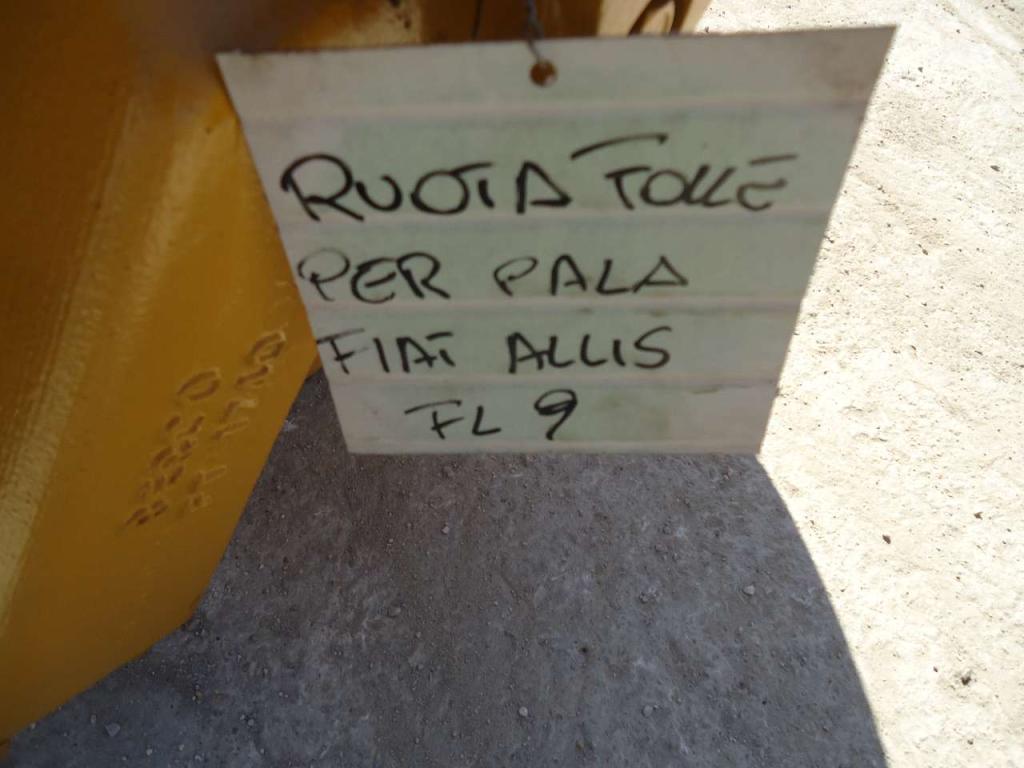 Ruota folle per Fiat Allis FL9 Foto 4