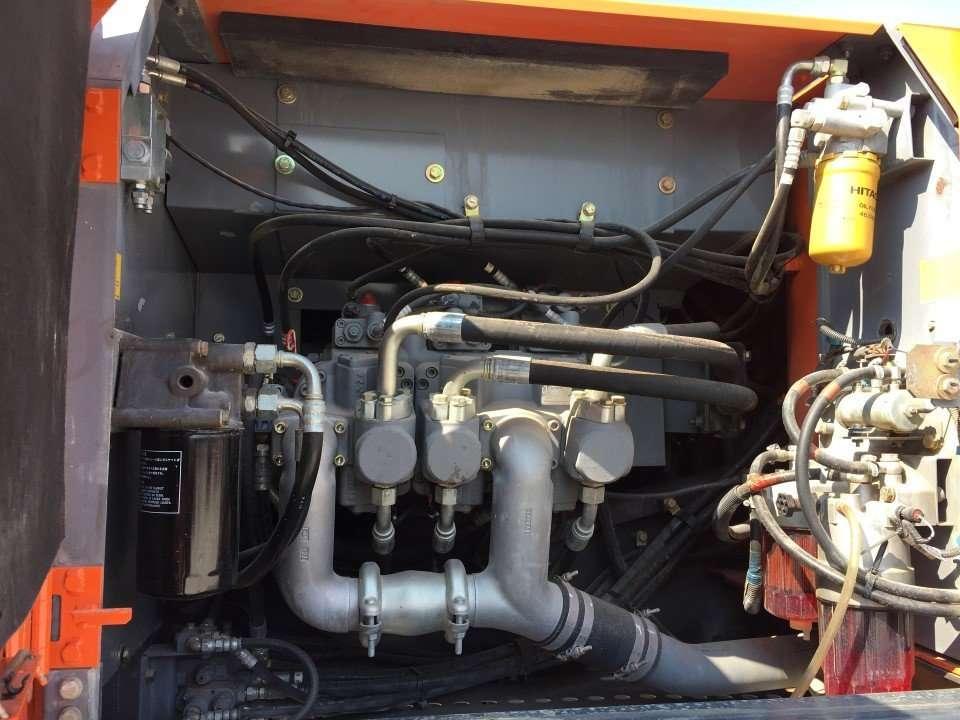 Hitachi ZX250LCN-5B Foto 16