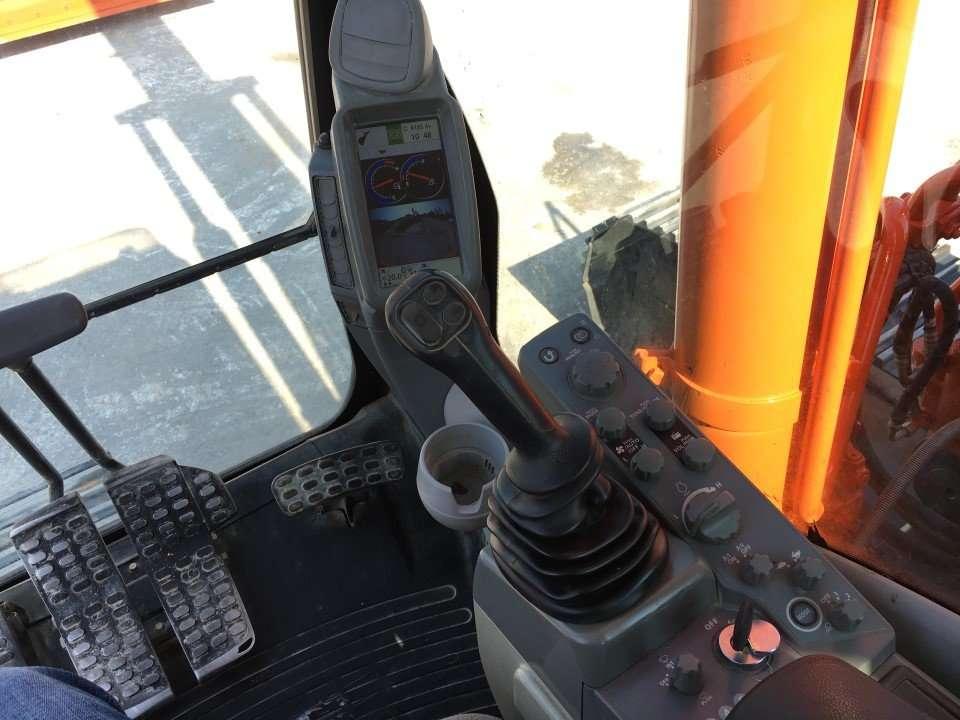 Hitachi ZX250LCN-5B Foto 9
