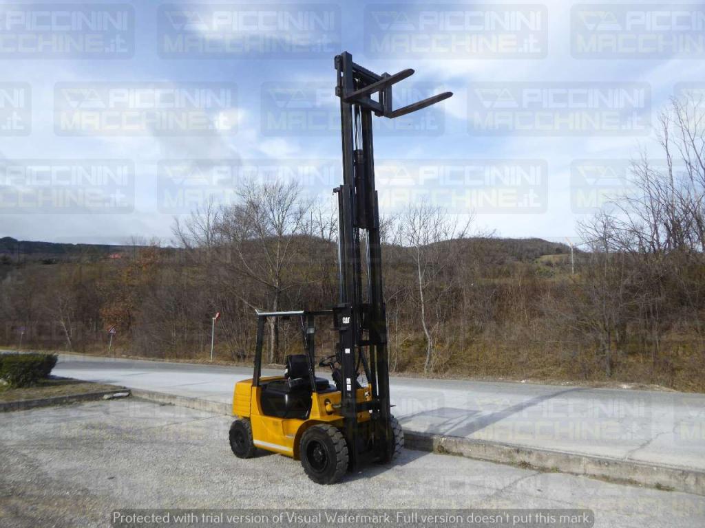 Caterpillar DP30 Foto 10