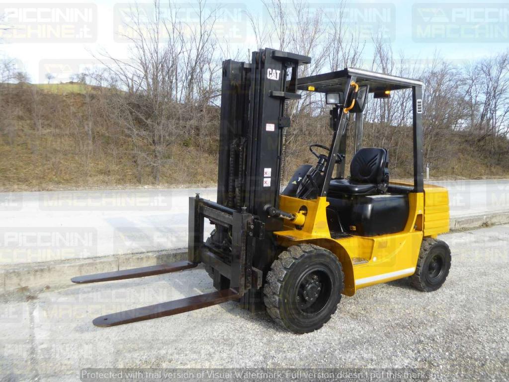 Caterpillar DP30 Foto 2