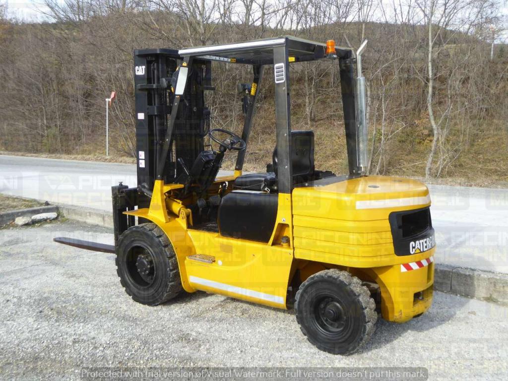 Caterpillar DP30 Foto 3