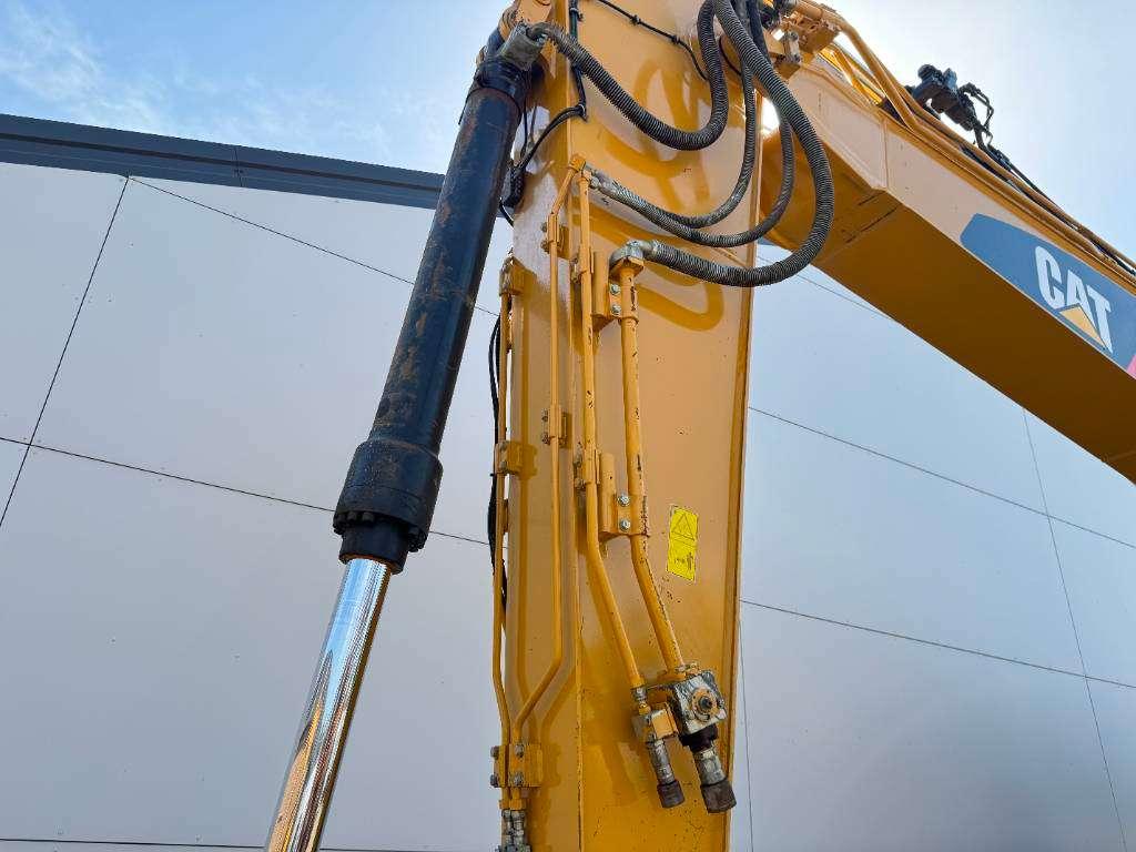 Caterpillar 320FL - New Bucket / Hammer Lines / Camera Foto 19