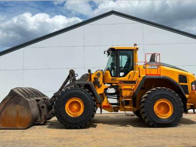Volvo L220H - CDC Steering / Excellent Tyres